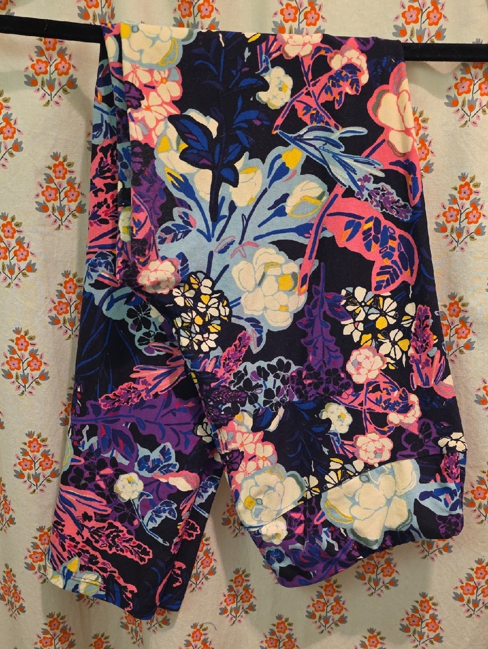 LuLaRoe Floral Navy, Pink & Purple Leggings